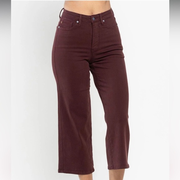 Judy Blue Judy Blue High Waist Tummy Control Garment
Dyed Wide Leg Crop Oxblood - Picture 3 of 9